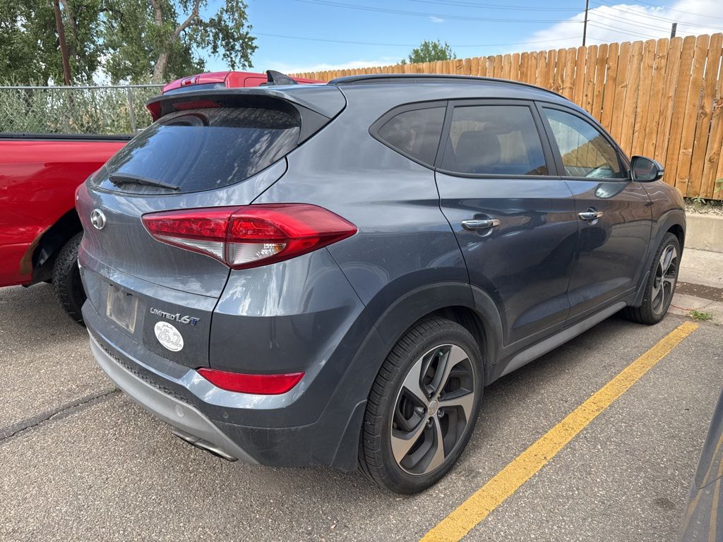 Used 2017 Gray Hyundai Limited image 3