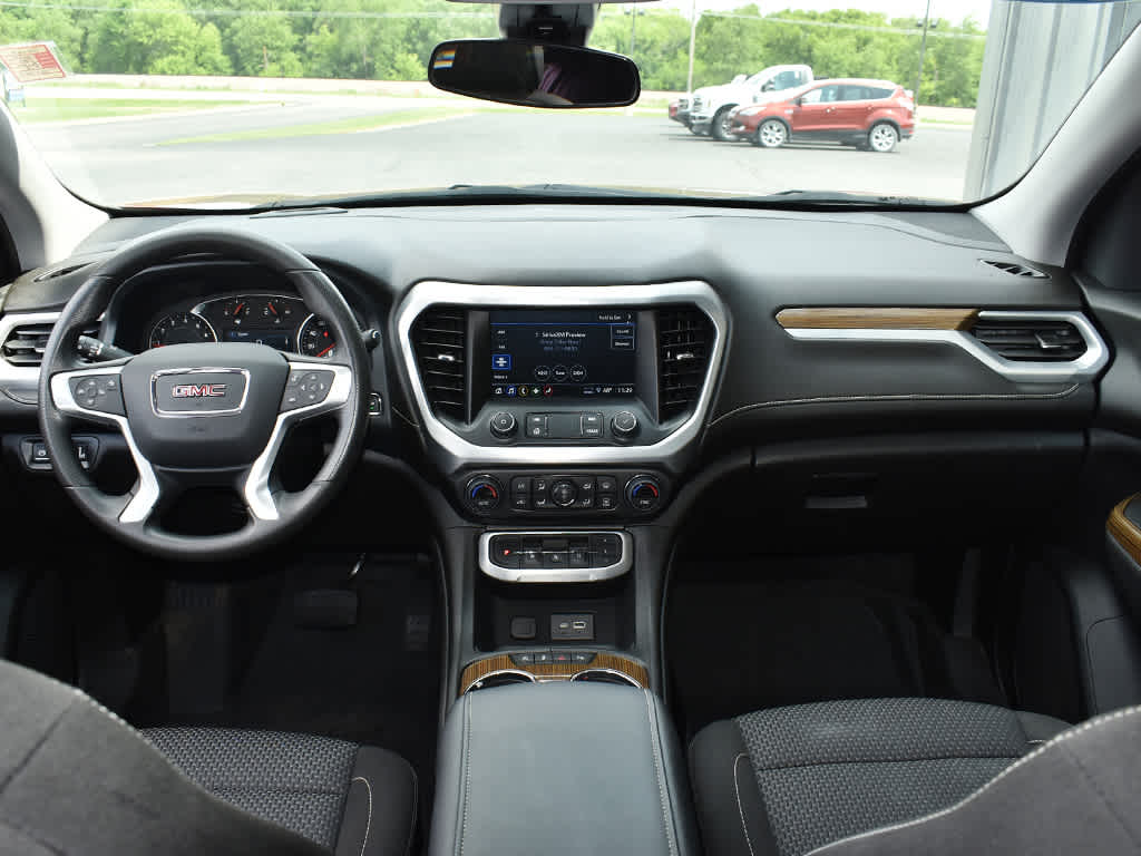 2023 Gmc Acadia SLE photo 3