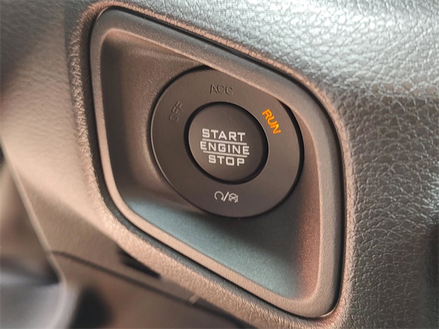 2025 Jeep Wrangler photo 20