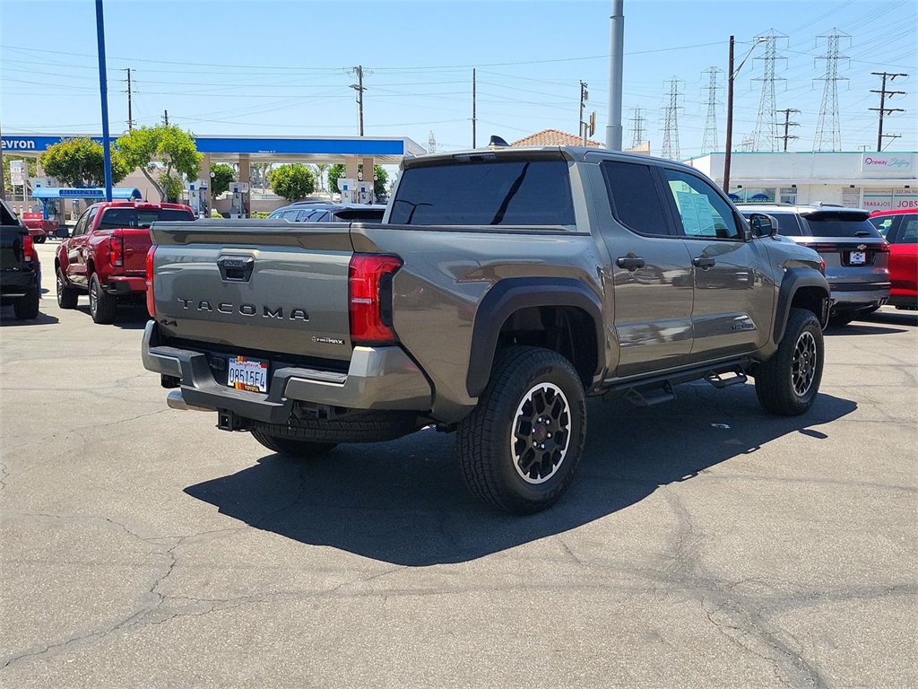 2025 Toyota Tacoma photo 28