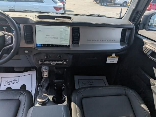 2025 Ford Bronco Outer Banks photo 58