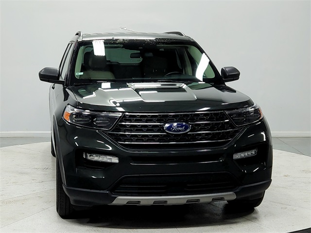2022 Ford Explorer XLT photo 2