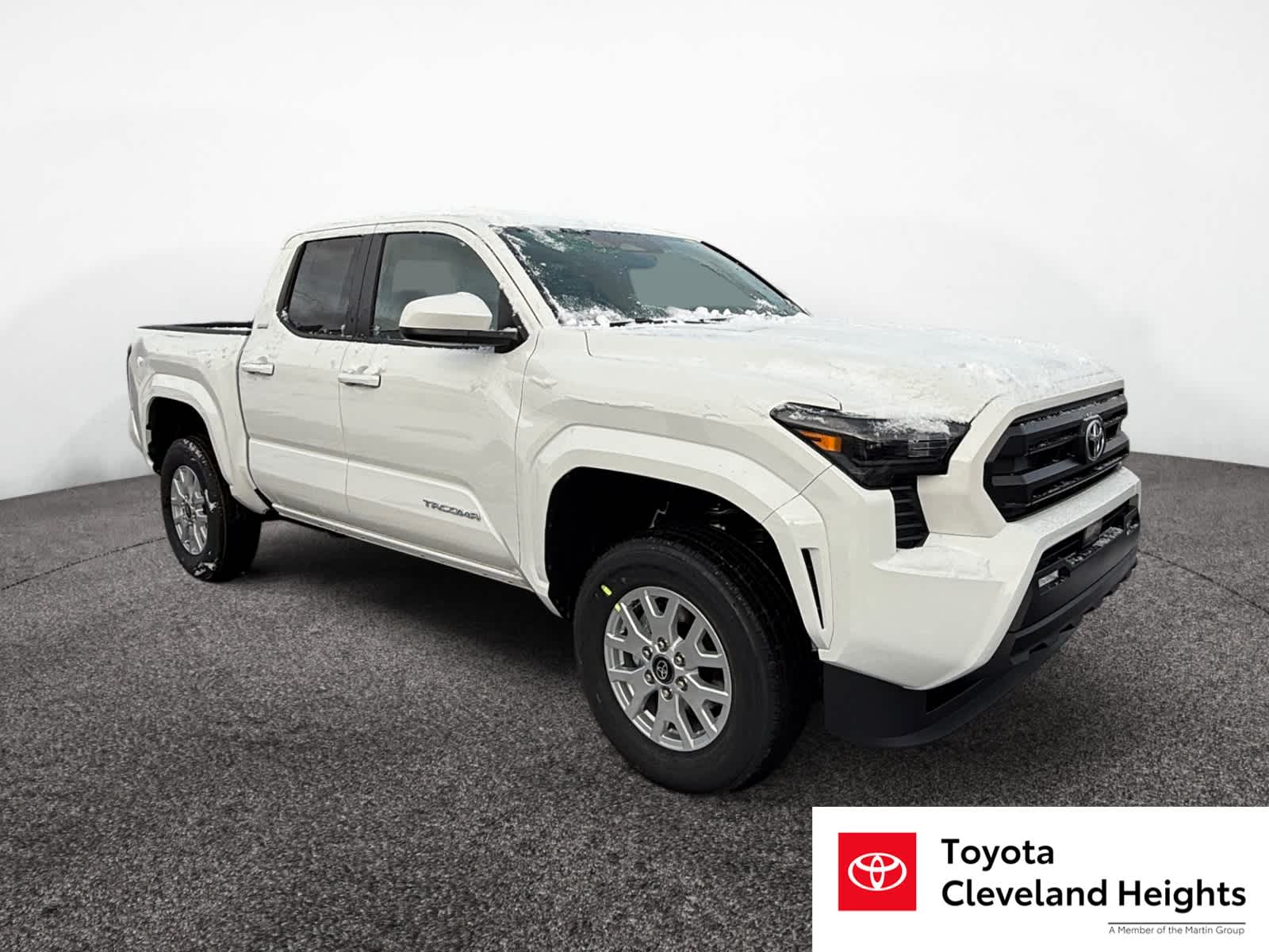 2026 Toyota Tacoma SR5 - Photo 7