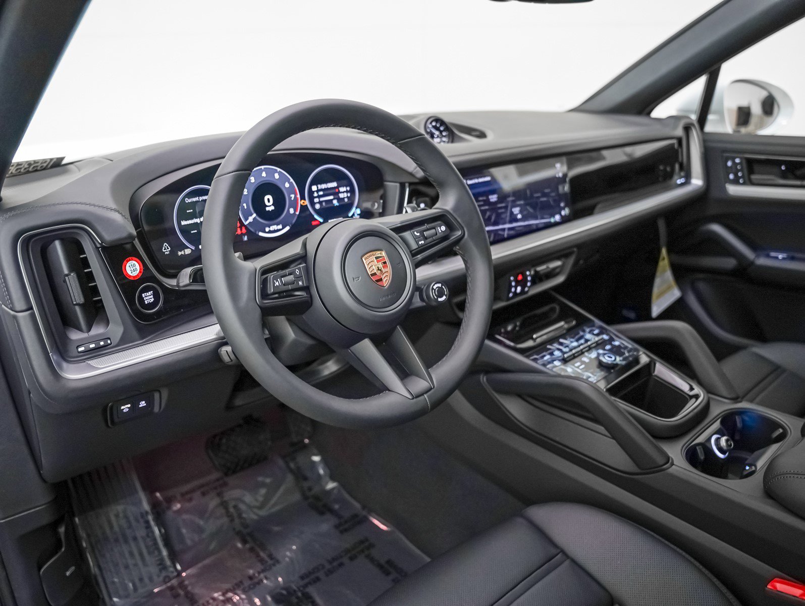2025 Porsche Cayenne Coupe photo 4