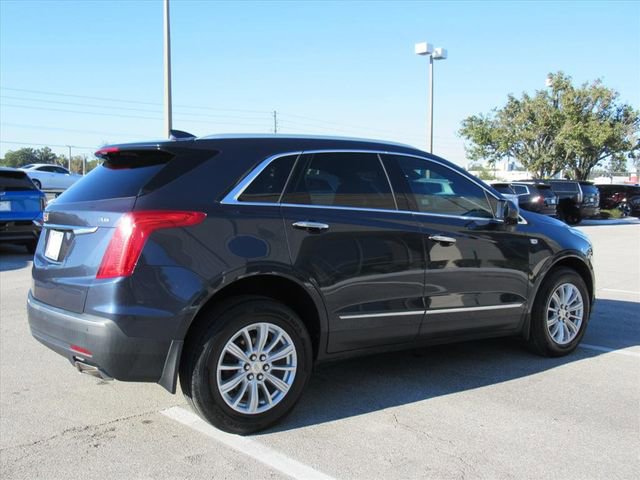 2019 Cadillac XT5 Base photo 3