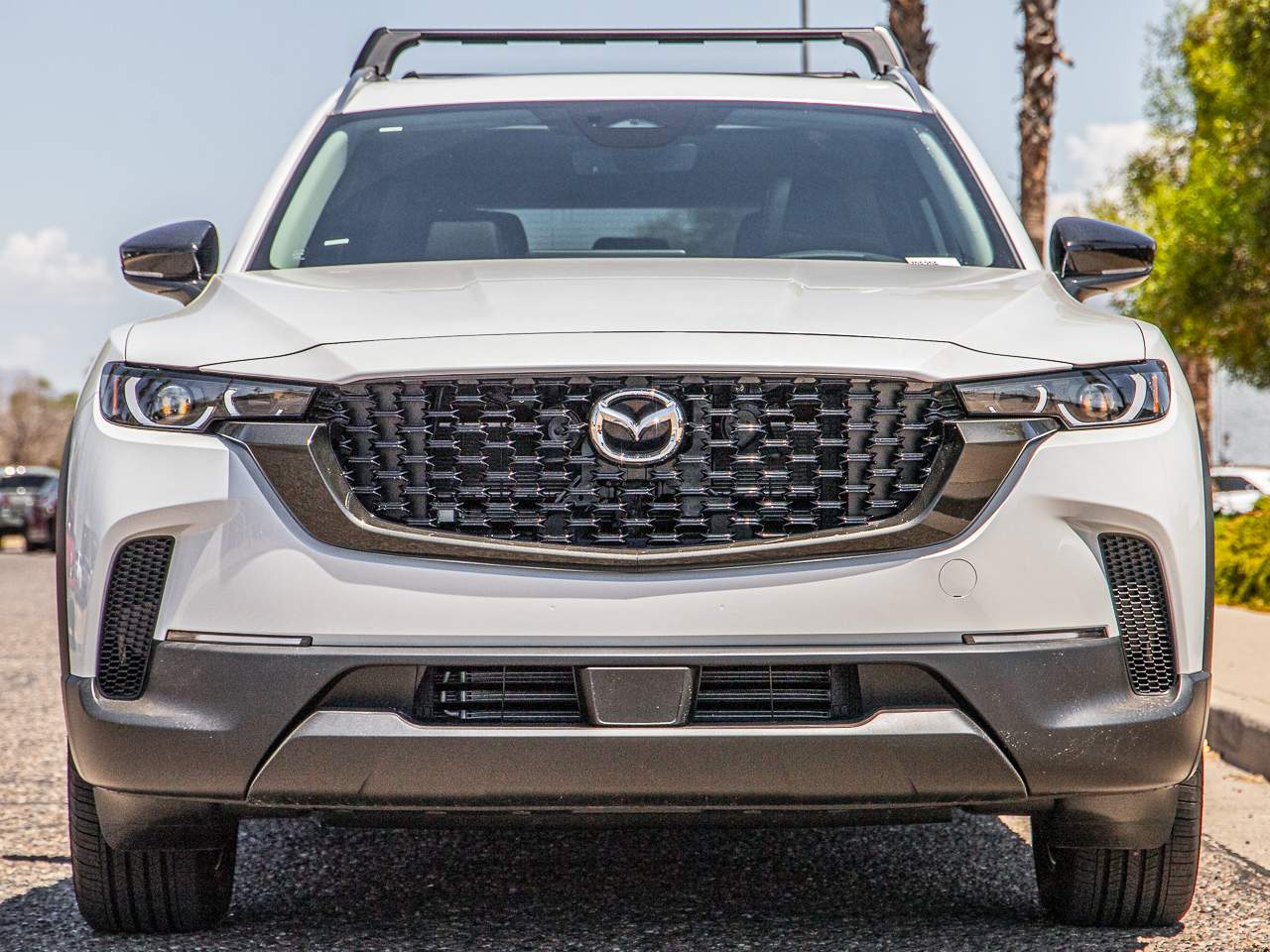 2025 Mazda CX-50 Premium Plus photo 2