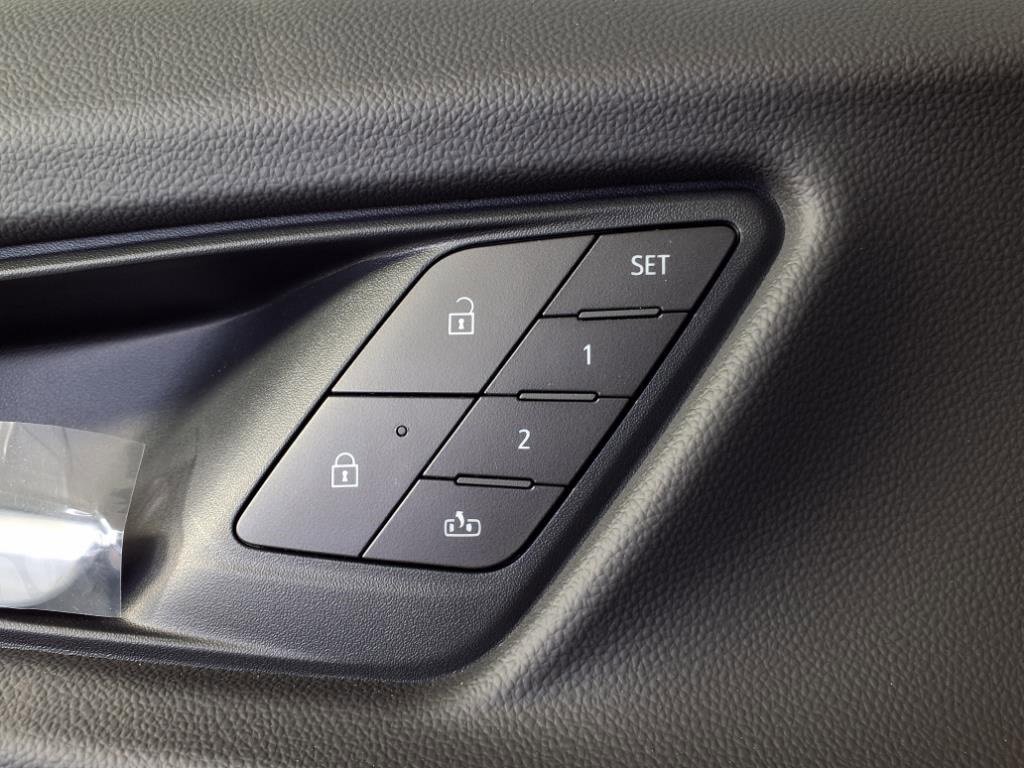 2026 Chevrolet Equinox RS photo 6