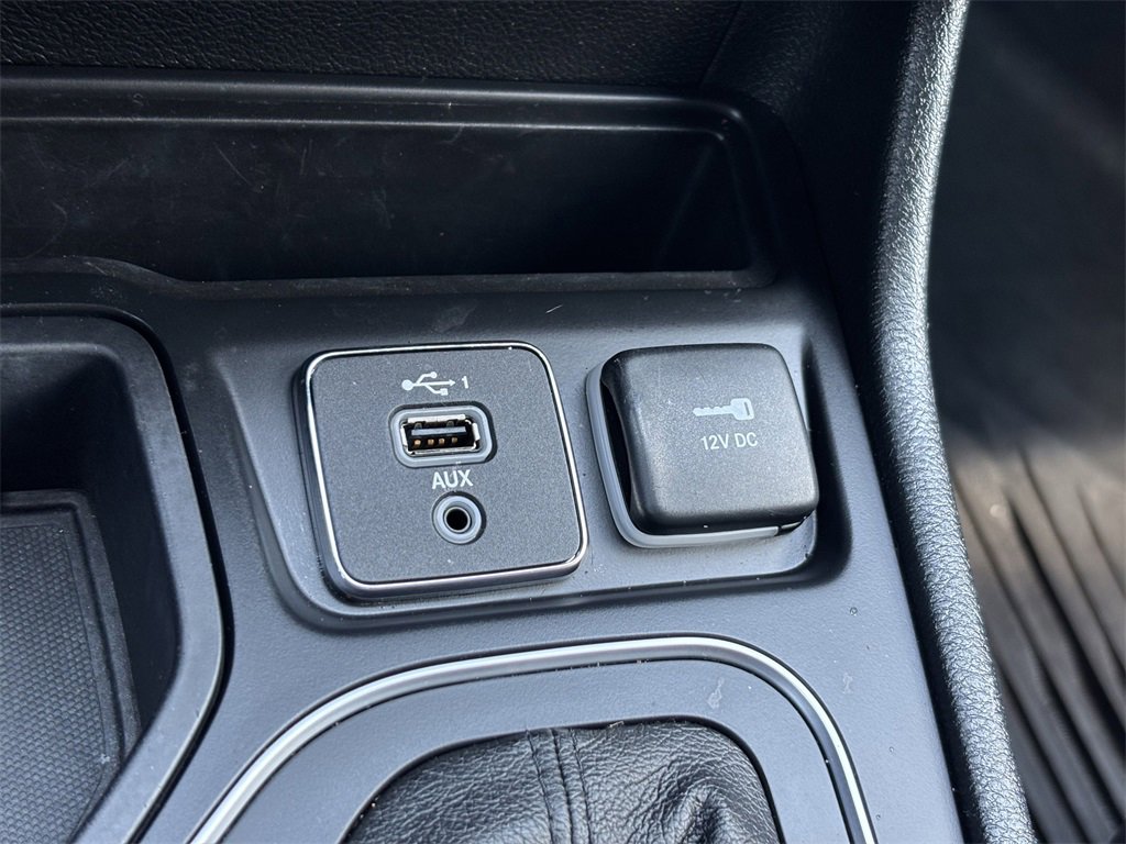 2022 Jeep Cherokee Latitude Lux photo 31