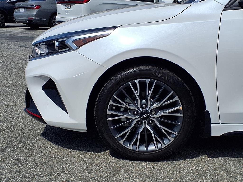 2023 Kia Forte GT-Line photo 16