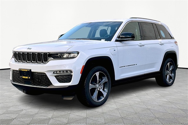 2024 Jeep Cherokee 4xe photo 2