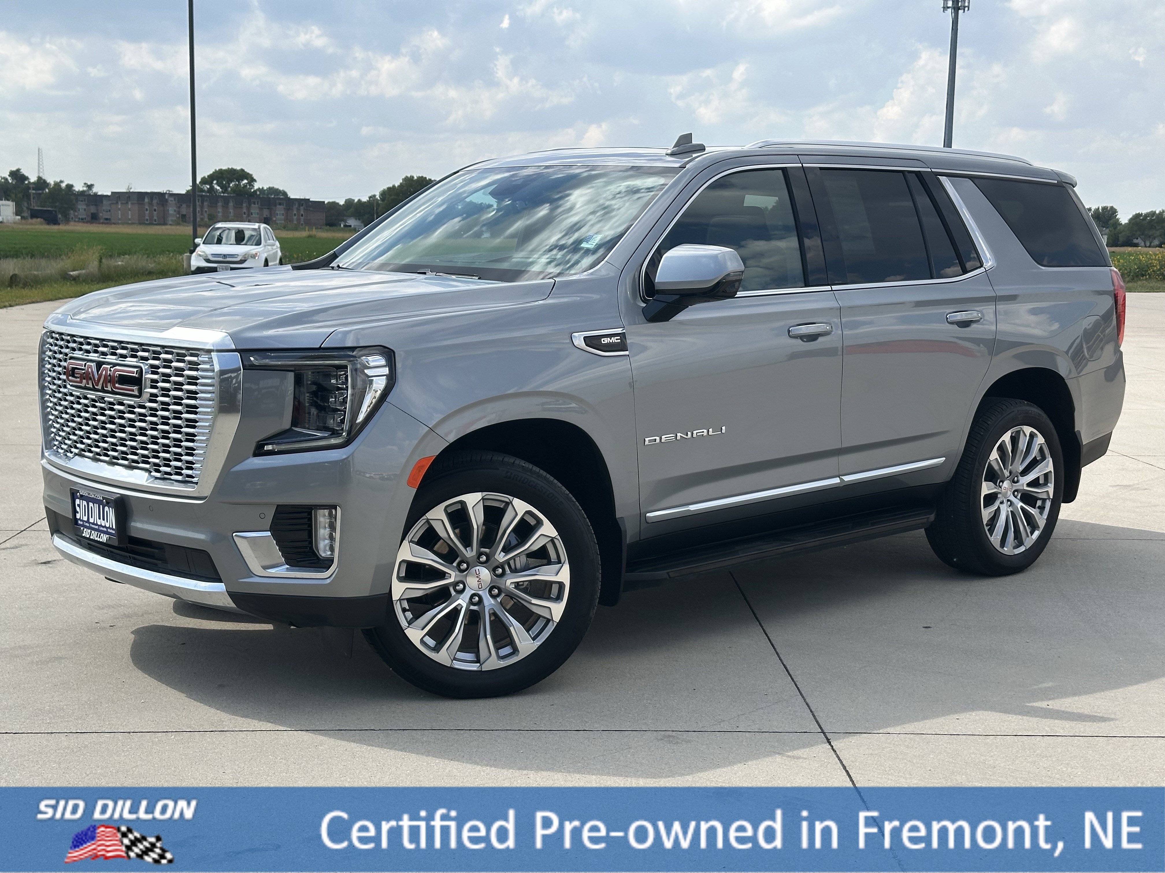 2024 GMC Yukon Denali's photo