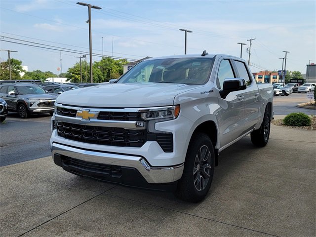 2025 Chevrolet Silverado 1500 LT photo 6