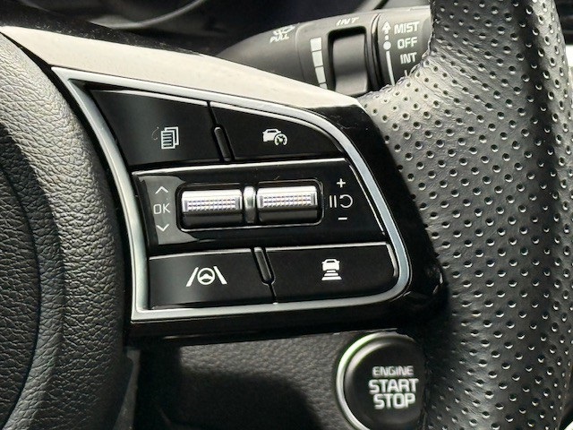 2023 Kia Forte GT-Line photo 29