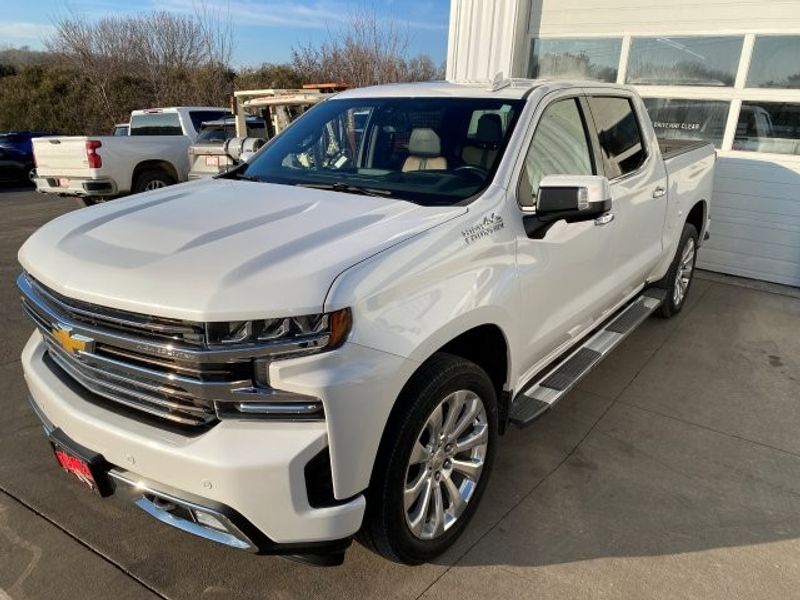 2021 Chevrolet Silverado 1500 High Country's photo
