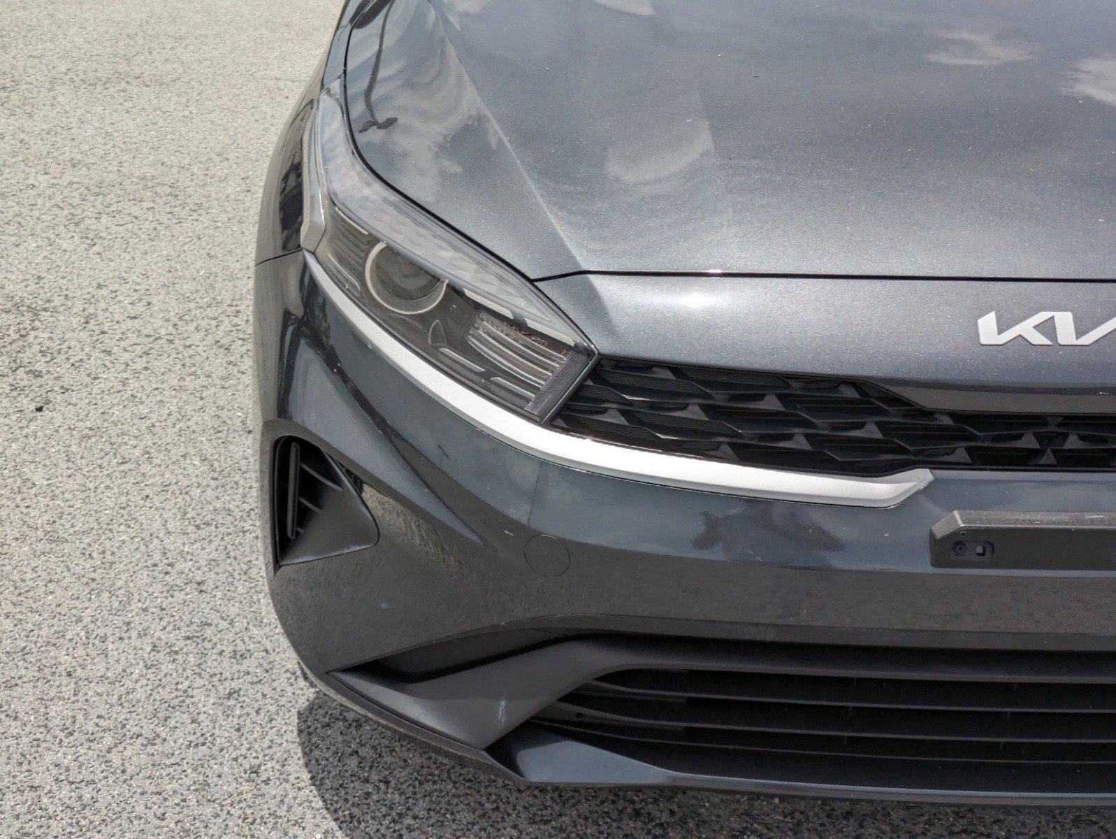 2023 Kia Forte LXS photo 9