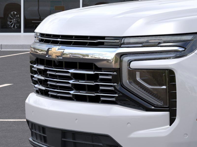 2025 Chevrolet Suburban Premier photo 12