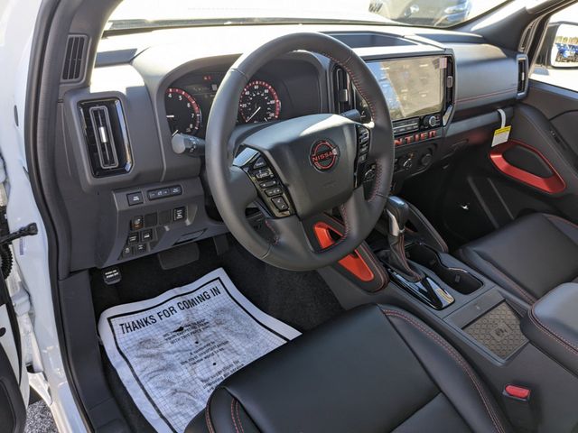 2025 Nissan Frontier Crew Cab PRO-4X photo 17