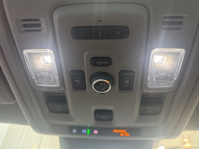 2023 Cadillac Escalade Premium Luxury Platinum photo 13