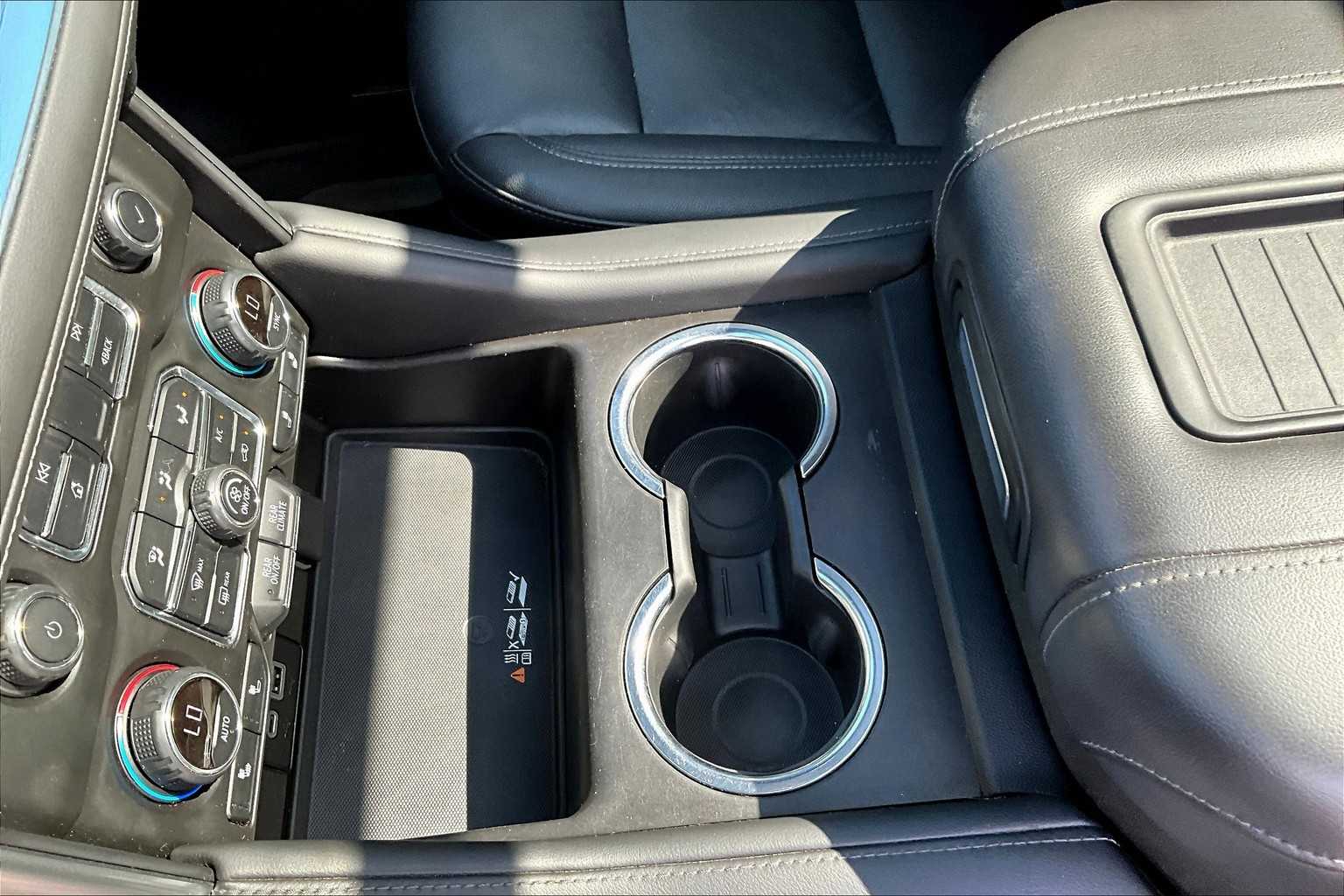 2021 Chevrolet Tahoe Z71 photo 15