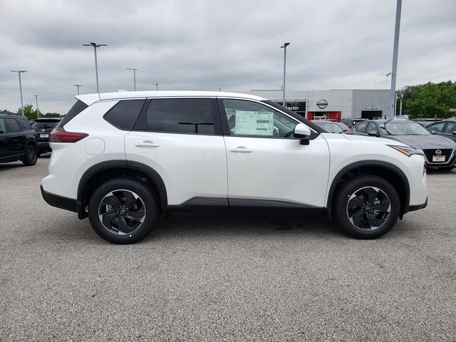 2025 Nissan Rogue SV photo 8
