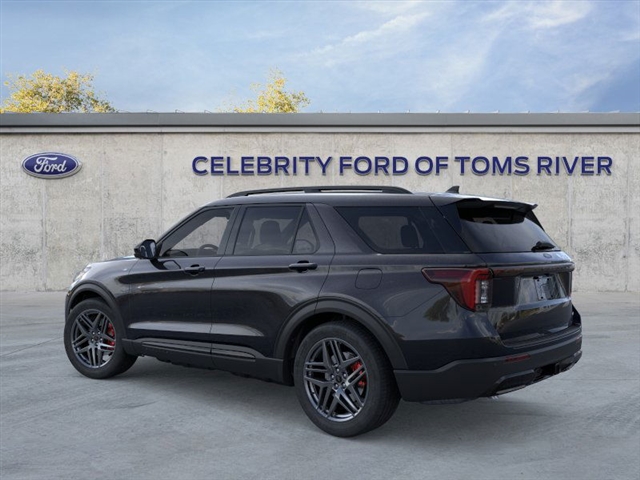 2025 Ford Explorer ST-Line photo 4