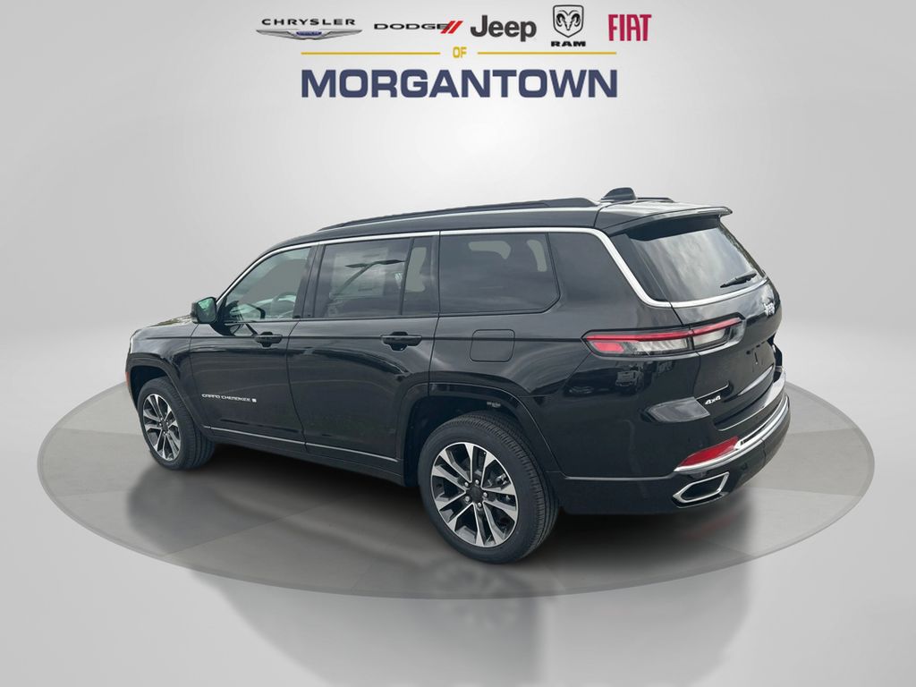 2025 Jeep Grand Cherokee Overland photo 3