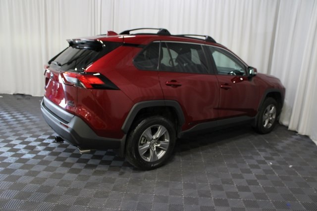 2024 Toyota RAV4 Hybrid XLE photo 5