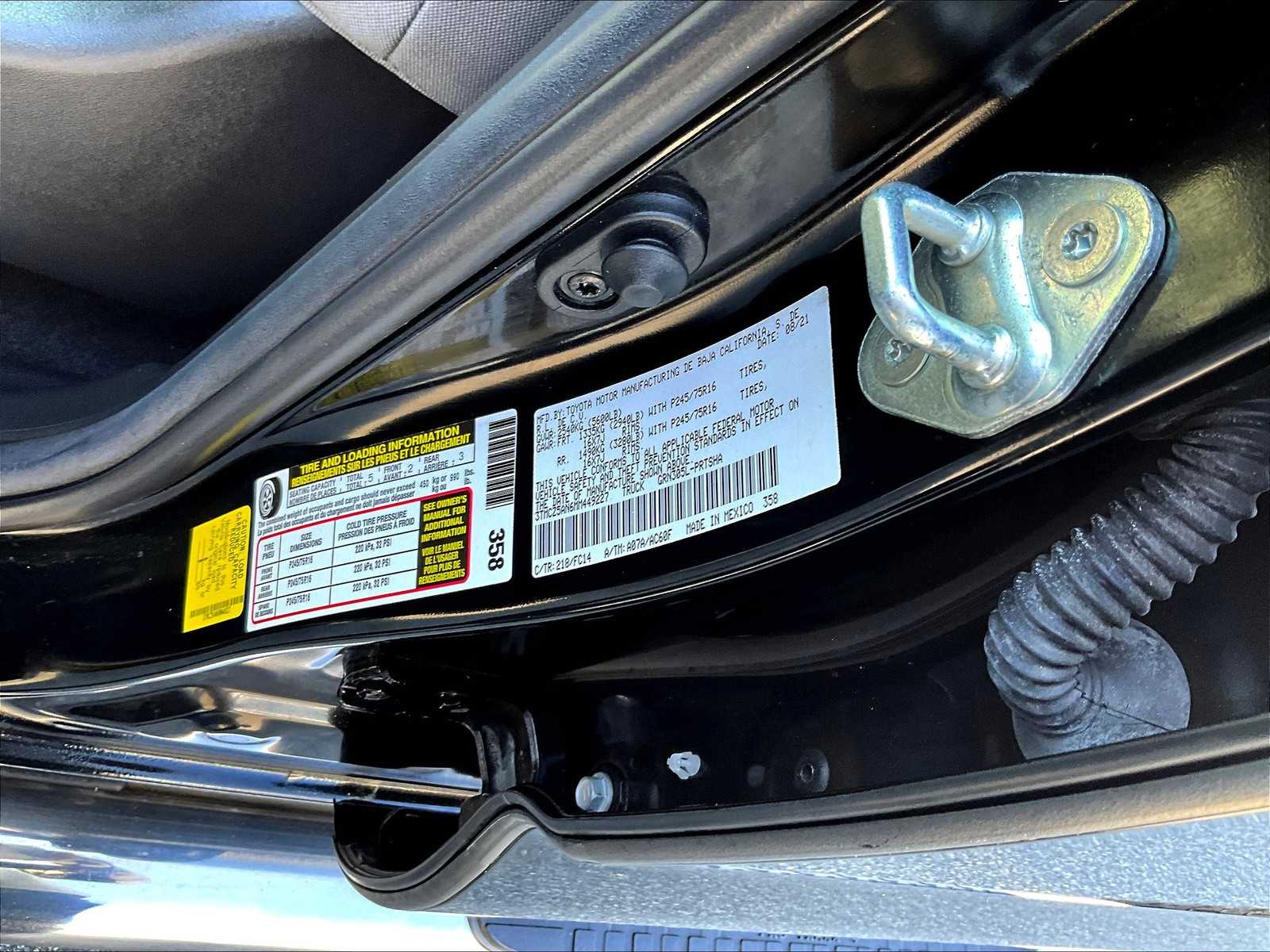 2021 Toyota Tacoma SR5 photo 33