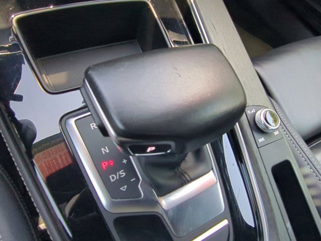 2024 Audi A4 45 S line Premium Plus photo 6