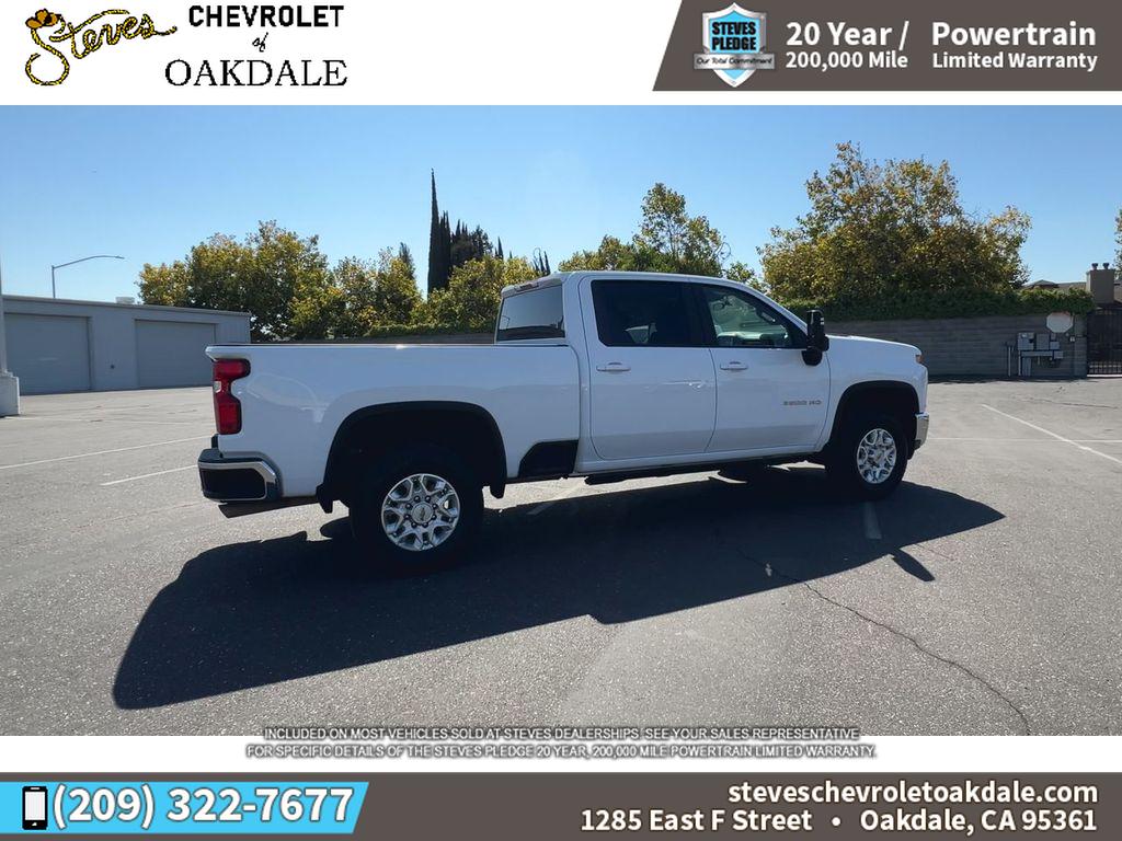 2022 Chevrolet Silverado 3500HD LT photo 11