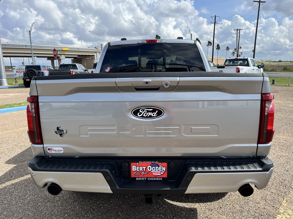 2025 Ford F-150 XLT photo 4