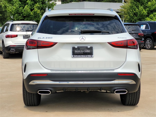 2022 Mercedes Benz GLA 250 4MATIC photo 3