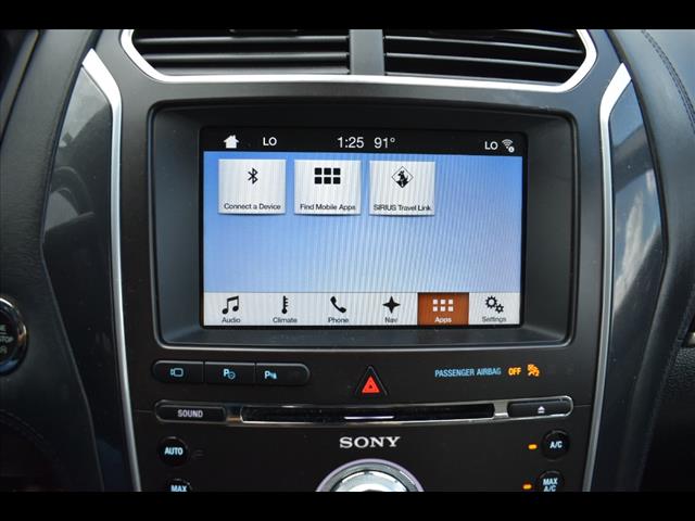 2017 Ford Explorer Platinum photo 14
