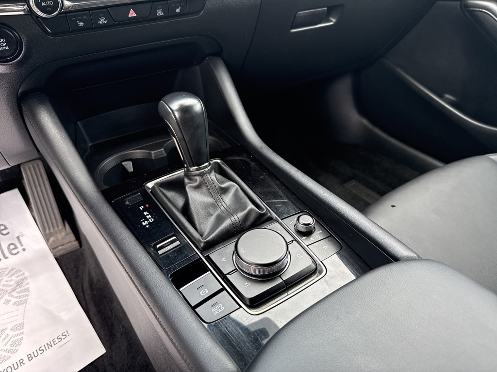 2022 Mazda Mazda3 Preferred photo 10