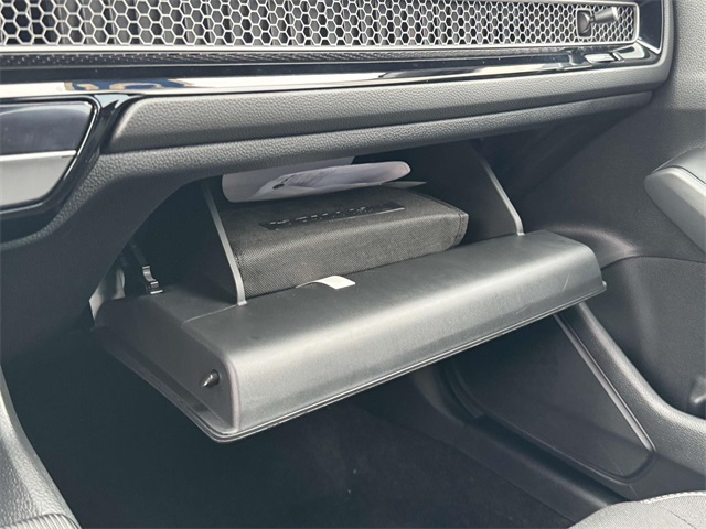 2025 Honda Civic Hatchback Sport photo 28
