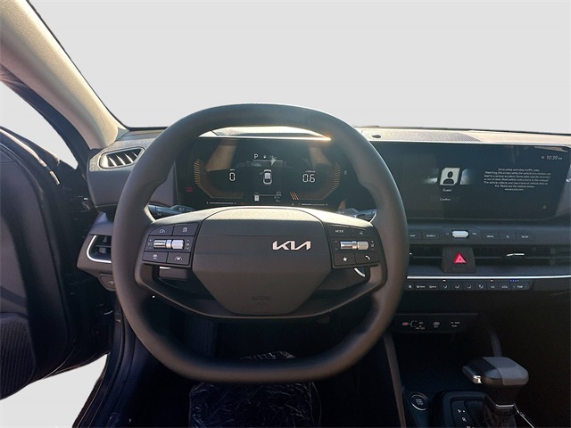 2025 Kia K4 LX photo 11