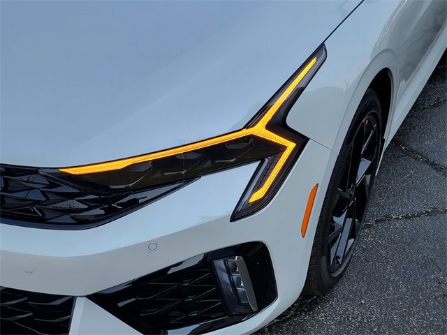 2026 Kia K5 GT-Line photo 10