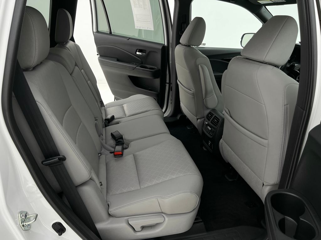 2021 Honda Passport Elite photo 15