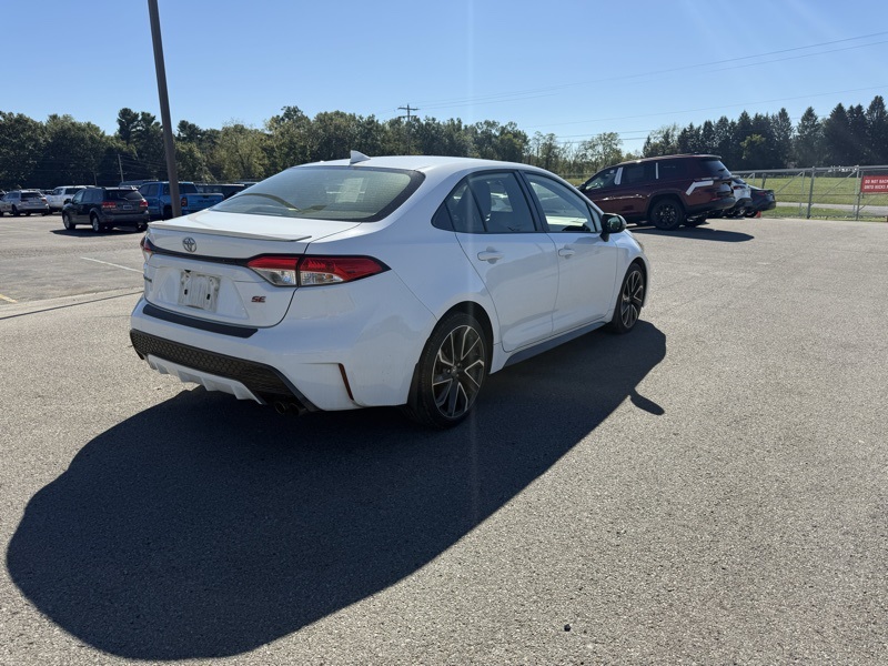 2022 Toyota Corolla SE photo 6