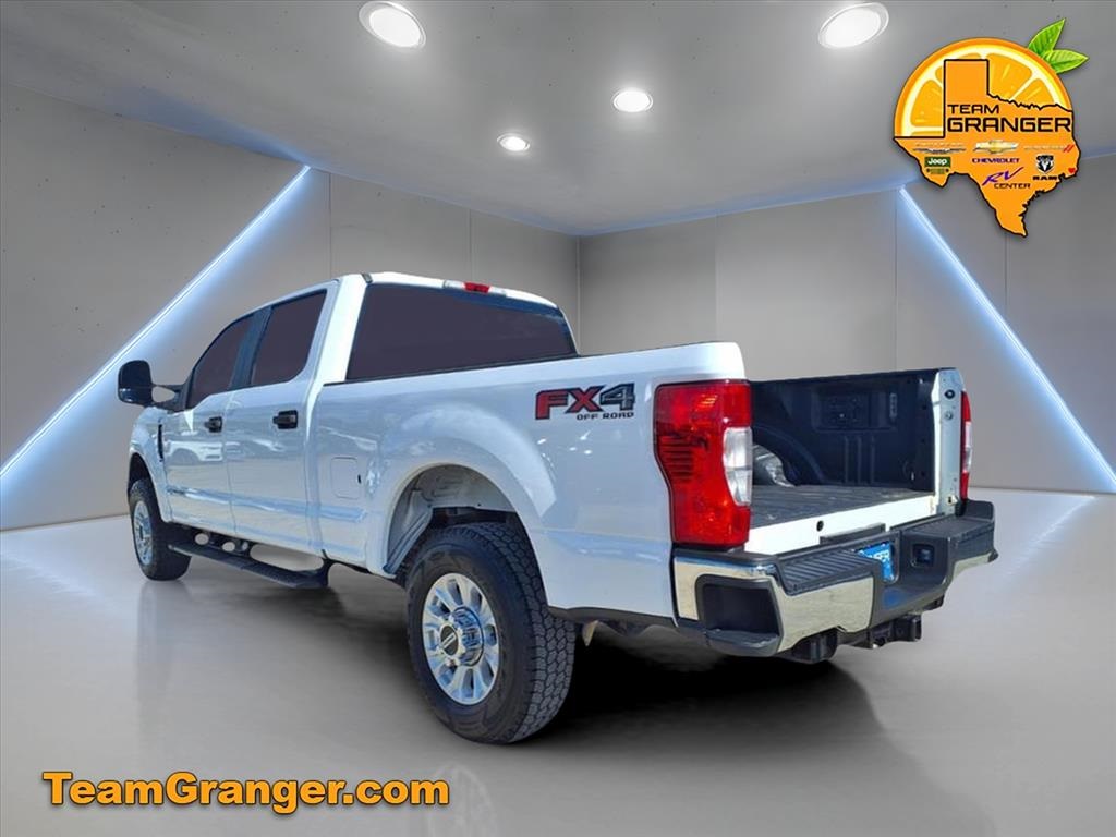 2022 Ford F-350 photo 3