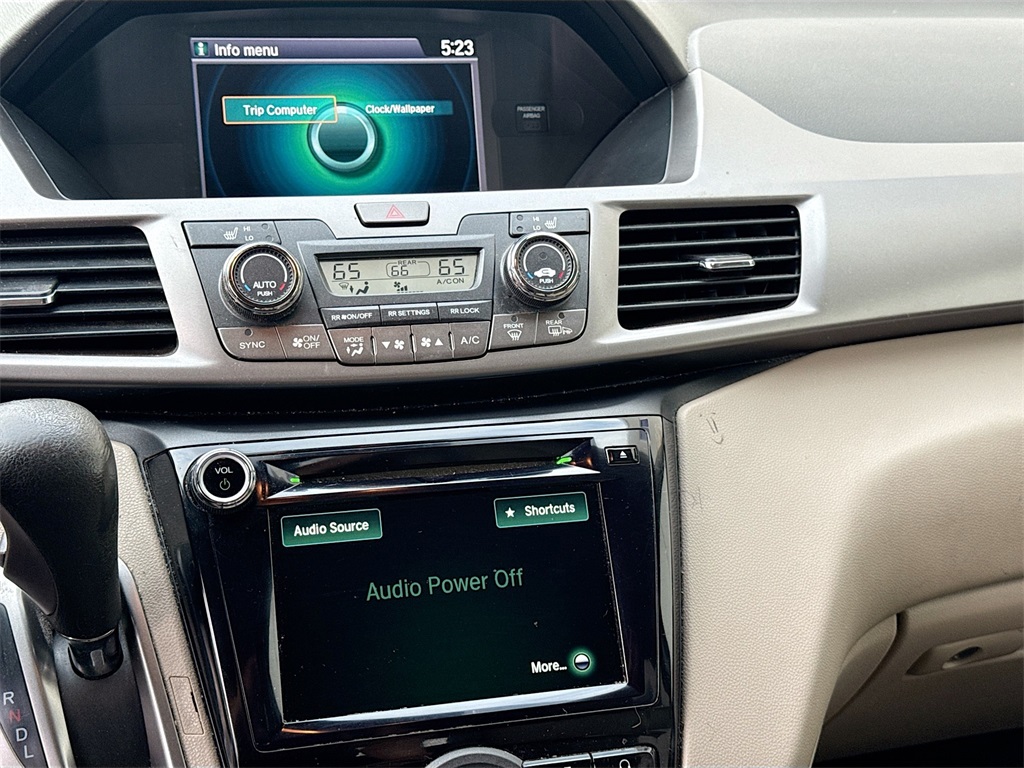 2016 Honda Odyssey EX-L photo 15