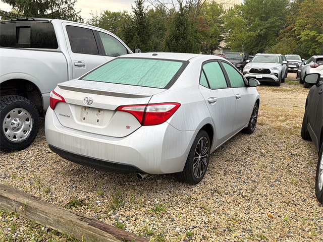 2015 Toyota Corolla S Premium photo 3