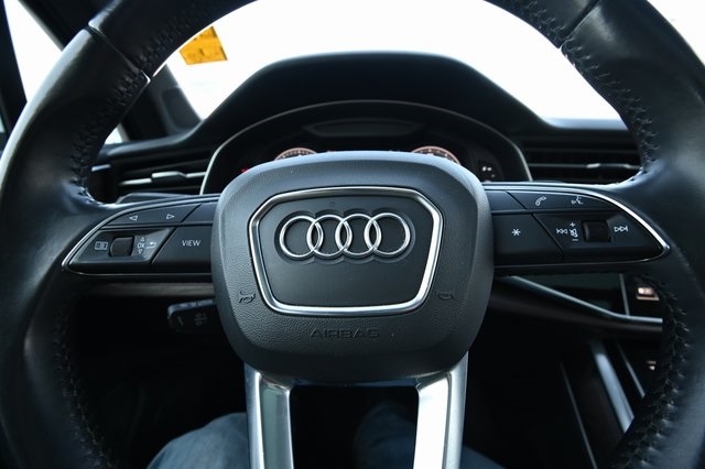 2020 Audi Q7 45 Premium Plus photo 10