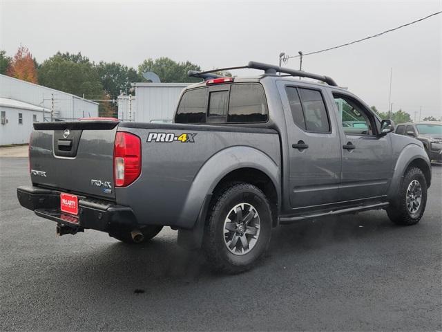 2019 Nissan Frontier PRO-4X photo 2