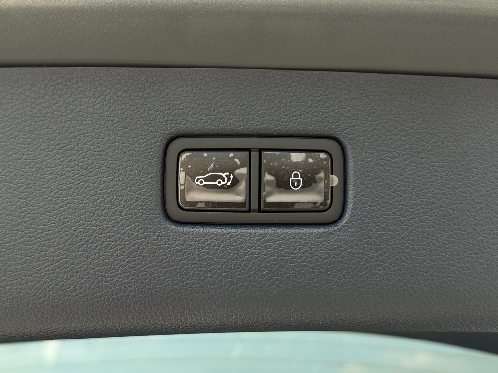 2025 Genesis GV80 3.5T Prestige photo 13