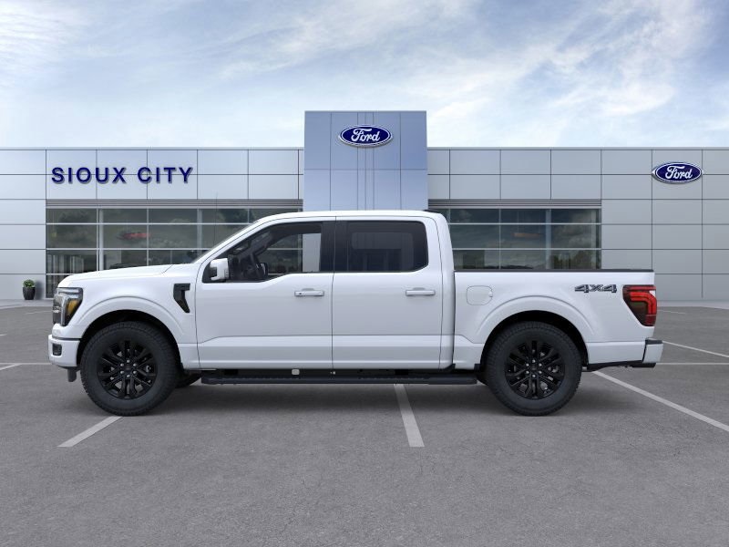 2025 Ford F-150 Lariat photo 3