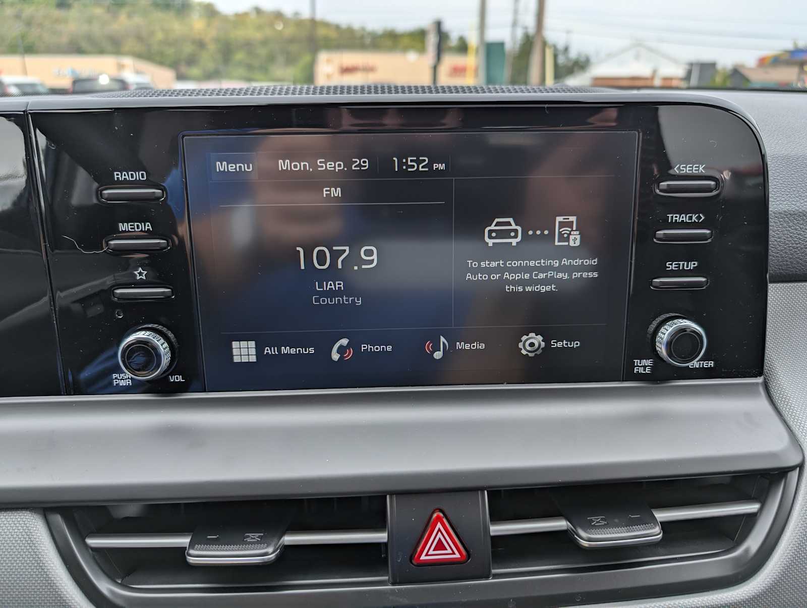 2026 Kia Seltos LX photo 18