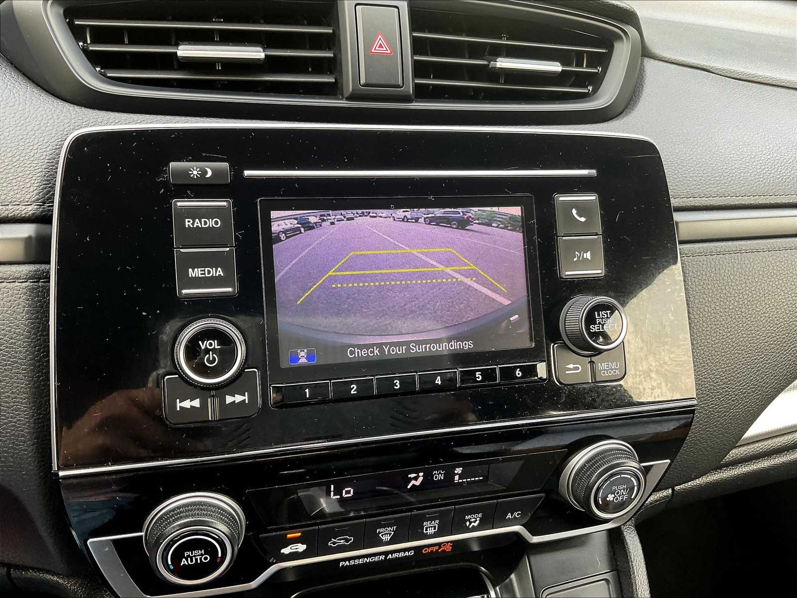 2018 Honda CR-V LX photo 19