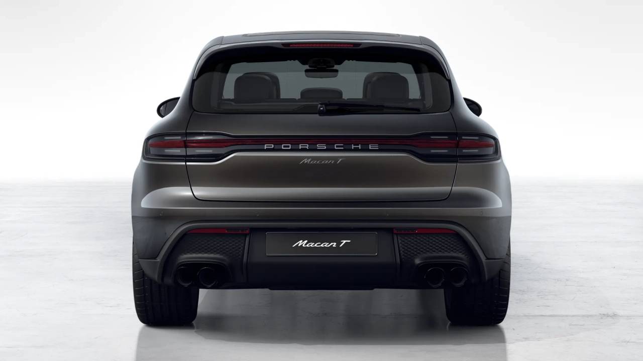 2026 Porsche Macan T photo 7