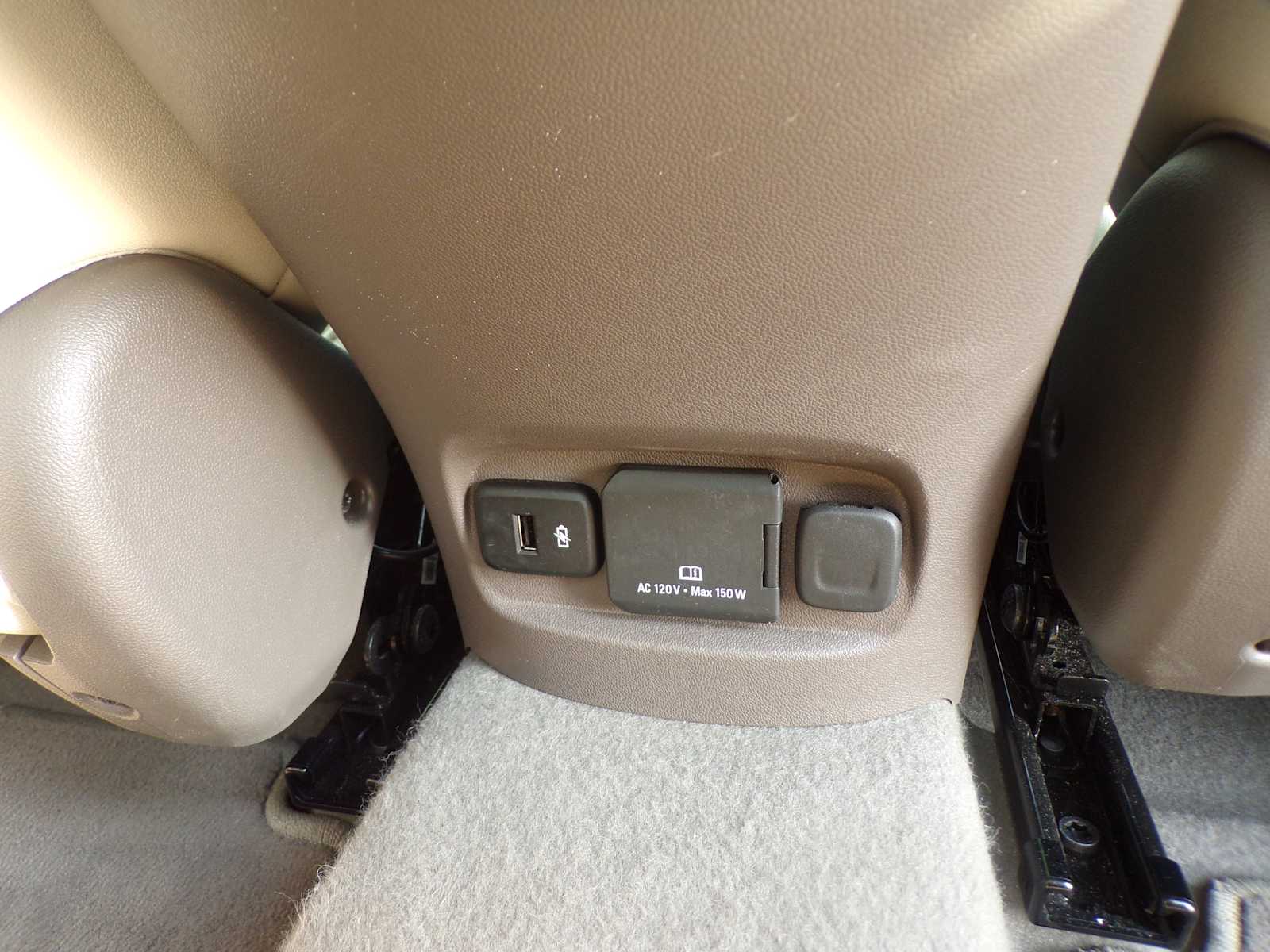 2024 Chevrolet Malibu Premier 2LT photo 18